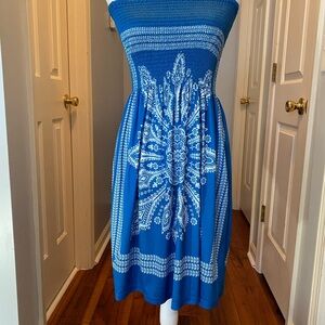 VENUS Strapless Dress in Vibrant Blue and White Design